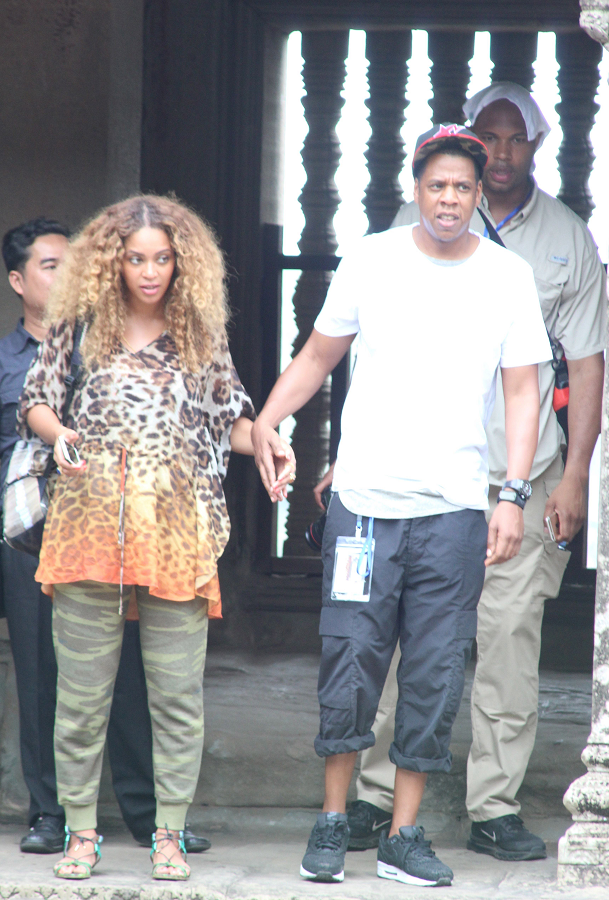 Beyoncé Jay Z Cambodia Lovebscott 001